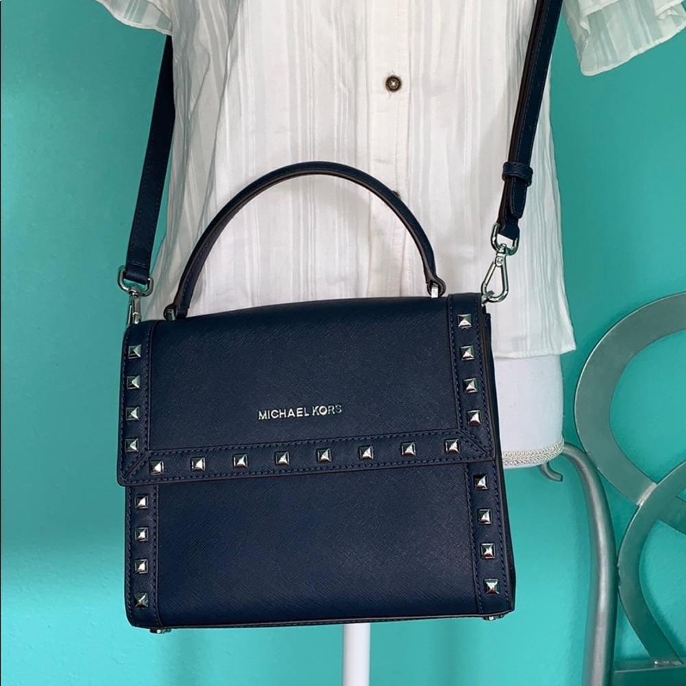 Michael Kors Crossbody Messenger Dillon Navy Bag